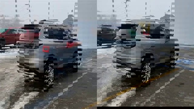 Certified 2025 GMC Acadia Denali w/ LPO, Floor Liner Package image 8