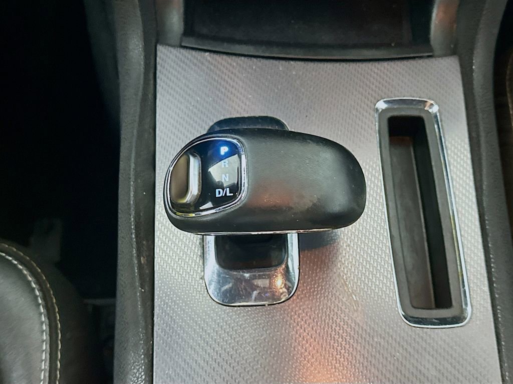 Used 2013 Dodge Charger SE w/ Leather Interior Group image 16