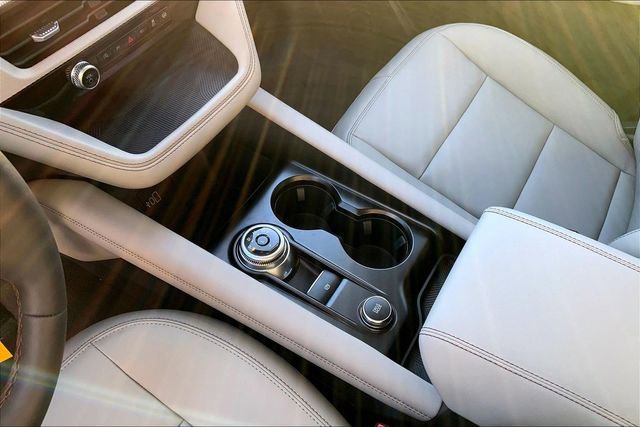 New 2026 Ford Explorer Active w/ Active Comfort Package image 8