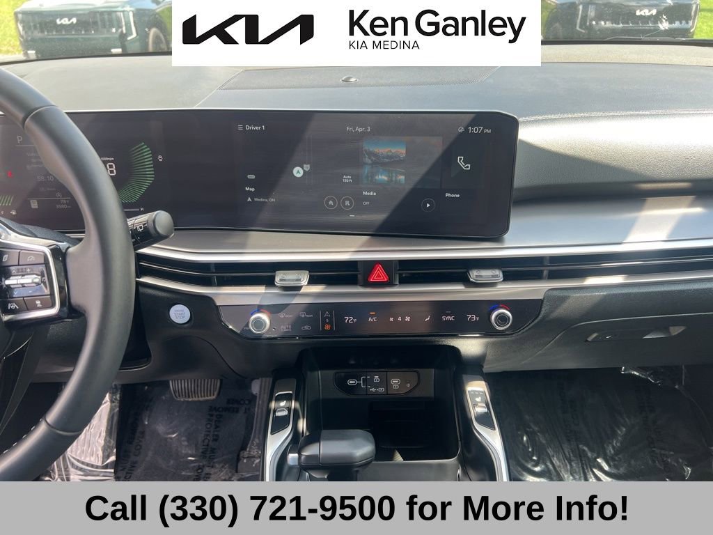 Certified 2025 Kia Sorento S w/ Panoramic Sunroof Package image 36