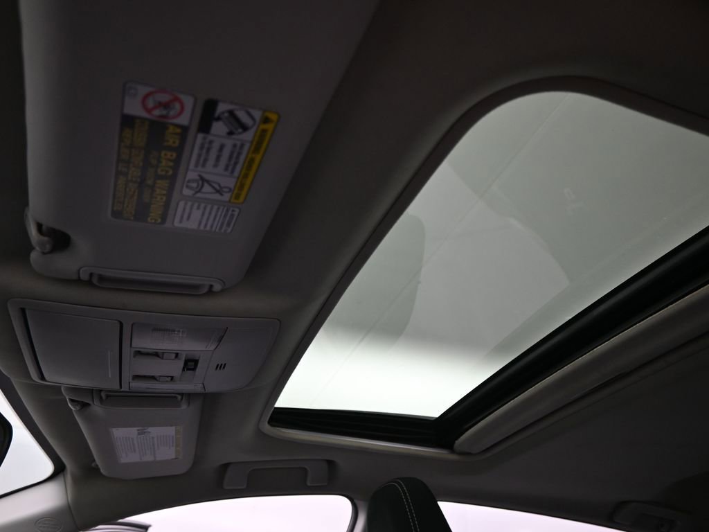 Used 2017 Toyota RAV4 XLE w/ Protection Package image 15