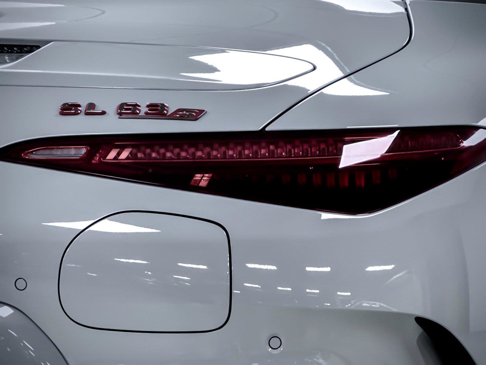Used 2025 Mercedes-Benz SL 63 AMG S e Performance 4MATIC image 26