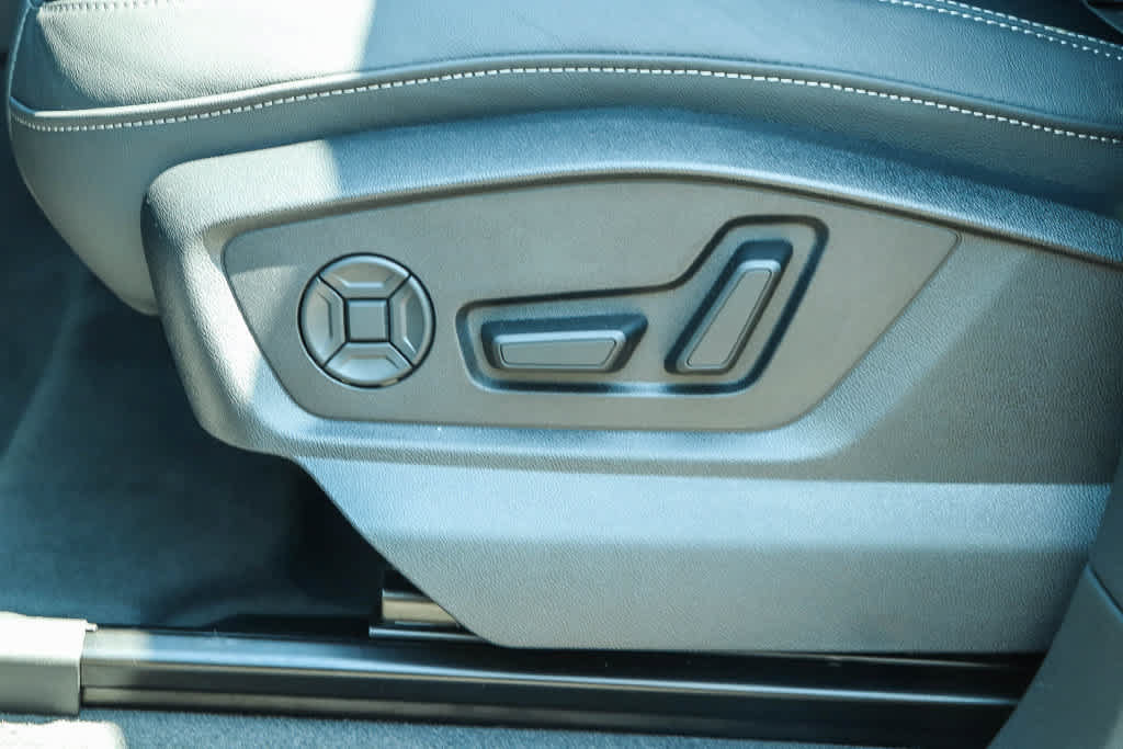 New 2026 Audi Q8 Premium AWD/4WD image 20