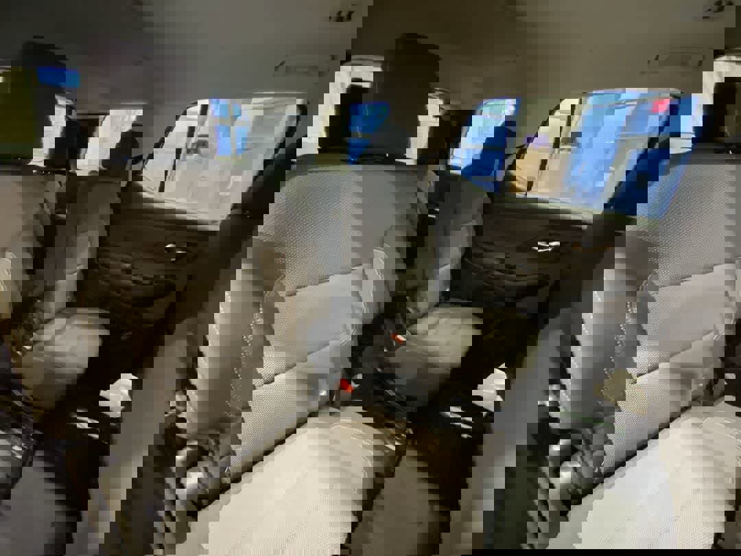 Used 2020 Chevrolet Traverse LT image 24