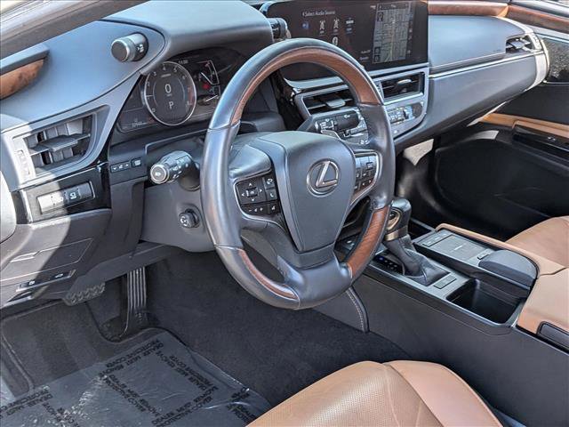 Certified 2022 Lexus ES 350 Ultra Luxury w/ Accessory Package image 10