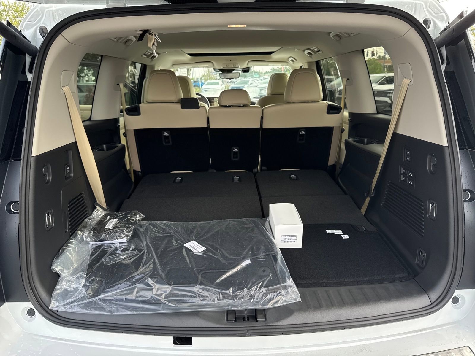 New 2026 Nissan Armada Platinum Reserve image 36