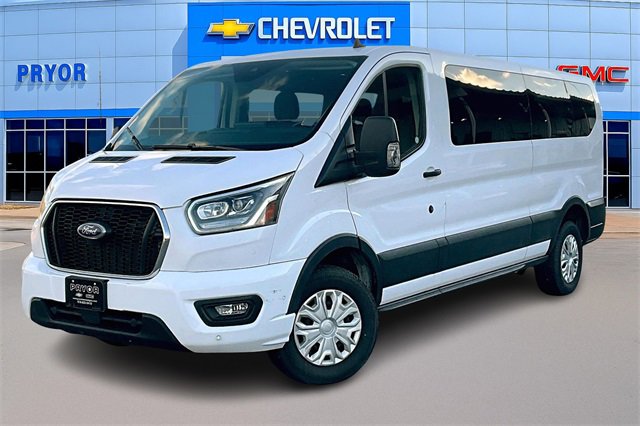 Used 2023 Ford Transit 350 XLT image 3