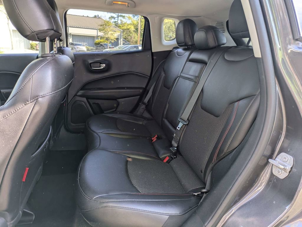 Used 2019 Jeep Compass Trailhawk image 14