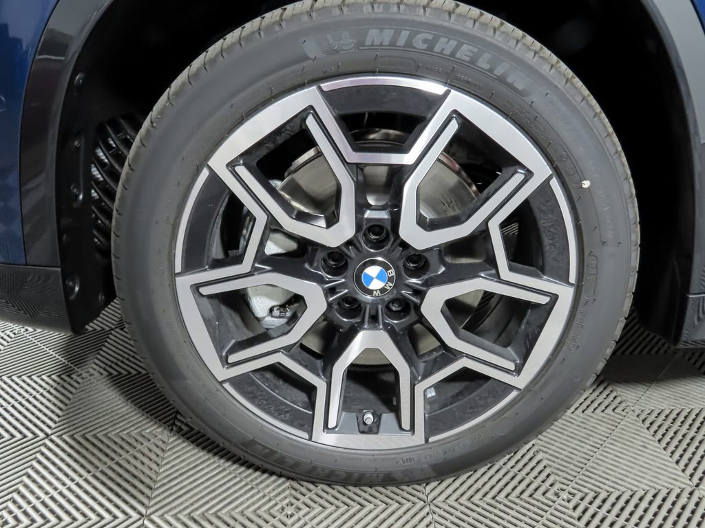 Used 2025 BMW X1 xDrive28i w/ Convenience Package AWD/4WD image 25