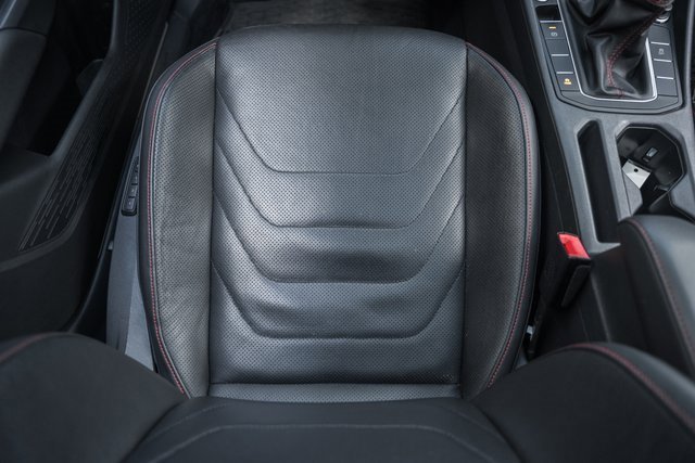 Used 2019 Volkswagen Jetta GLI Autobahn image 30