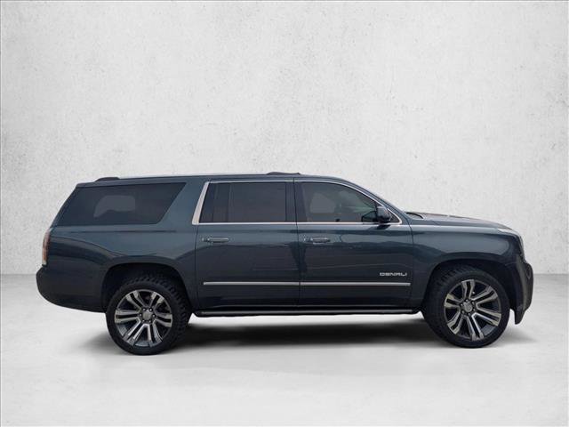 Used 2019 GMC Yukon XL Denali w/ Denali Ultimate Package AWD/4WD video 4