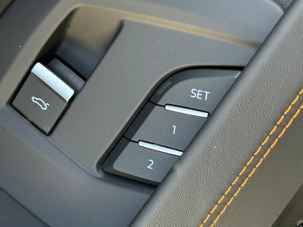 Used 2024 Lamborghini Urus S AWD/4WD image 20