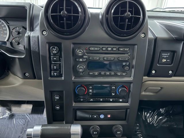 Used 2005 HUMMER H2 w/ Chrome Appearance Package image 15