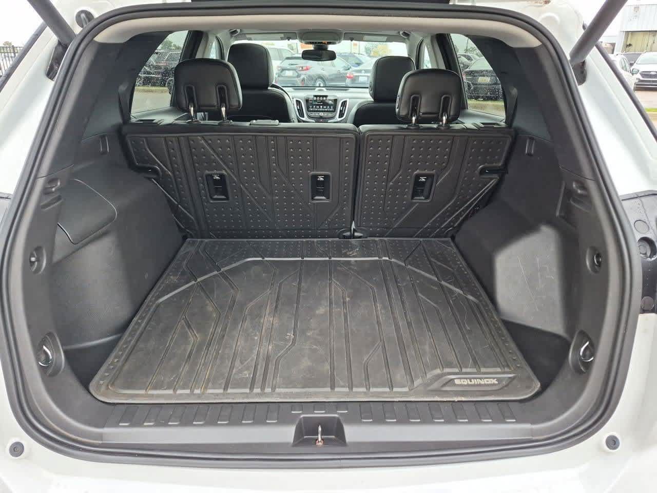 Used 2018 Chevrolet Equinox Premier AWD/4WD image 36