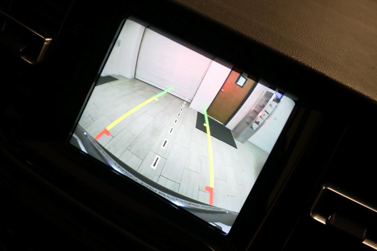 Used 2021 Dodge Durango SXT w/ 3rd Row Seating Group image 27