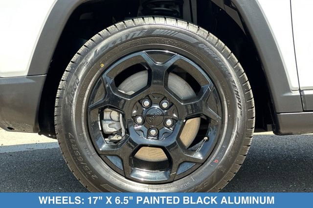 Used 2024 Jeep Compass Trailhawk AWD/4WD image 28