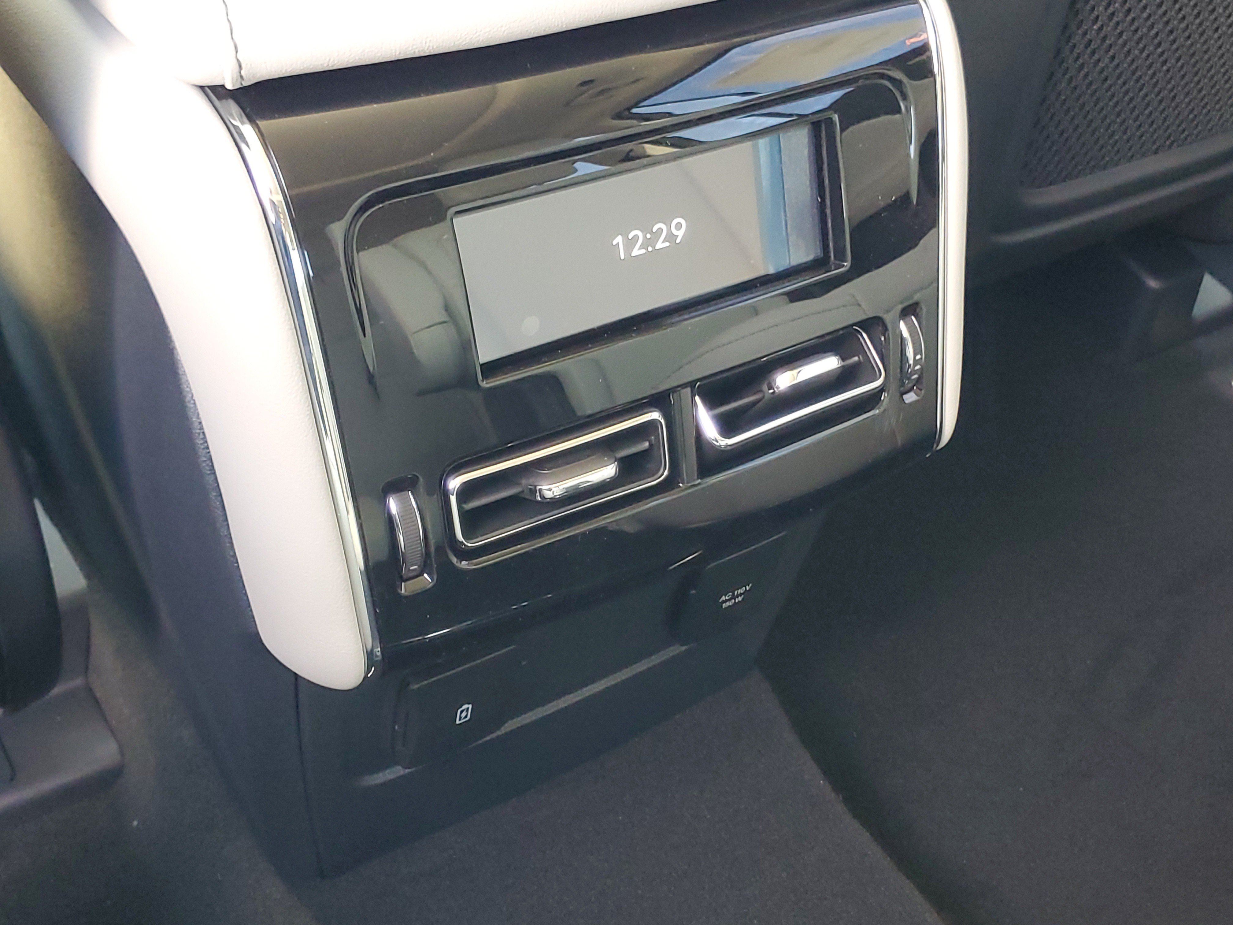 New 2027 Lincoln Aviator Reserve w/ Jet Appearance Package AWD/4WD image 25