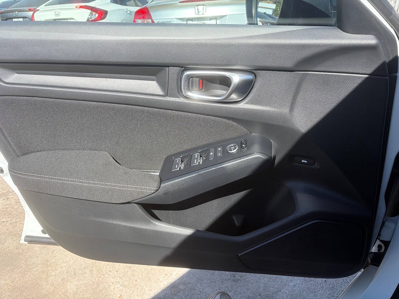 Used 2023 Honda Civic Sport image 19