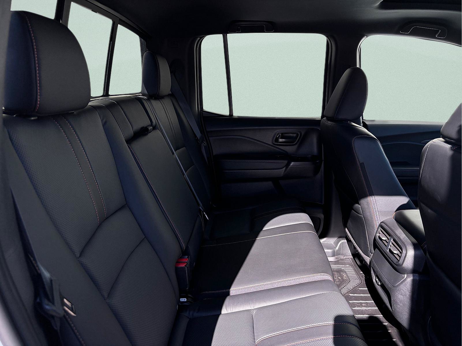 Certified 2025 Honda Ridgeline TrailSport image 32