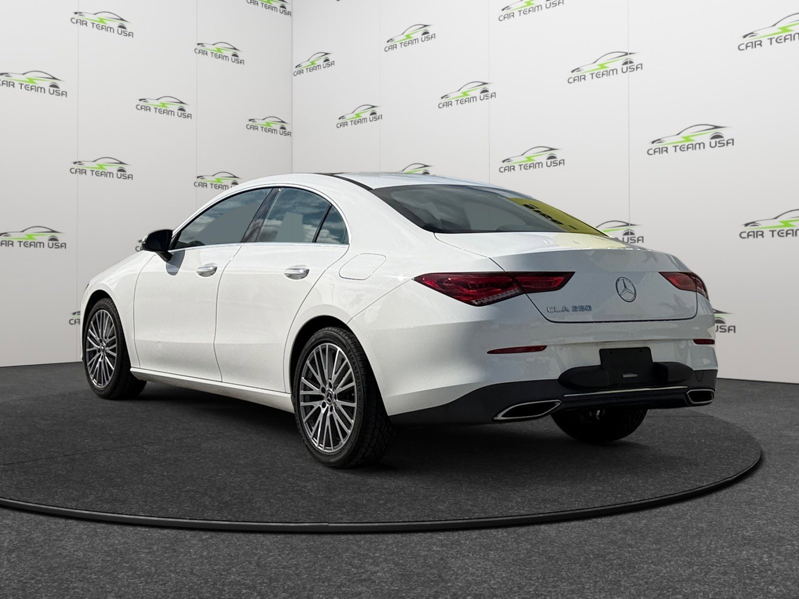 Used 2022 Mercedes-Benz CLA 250 image 3