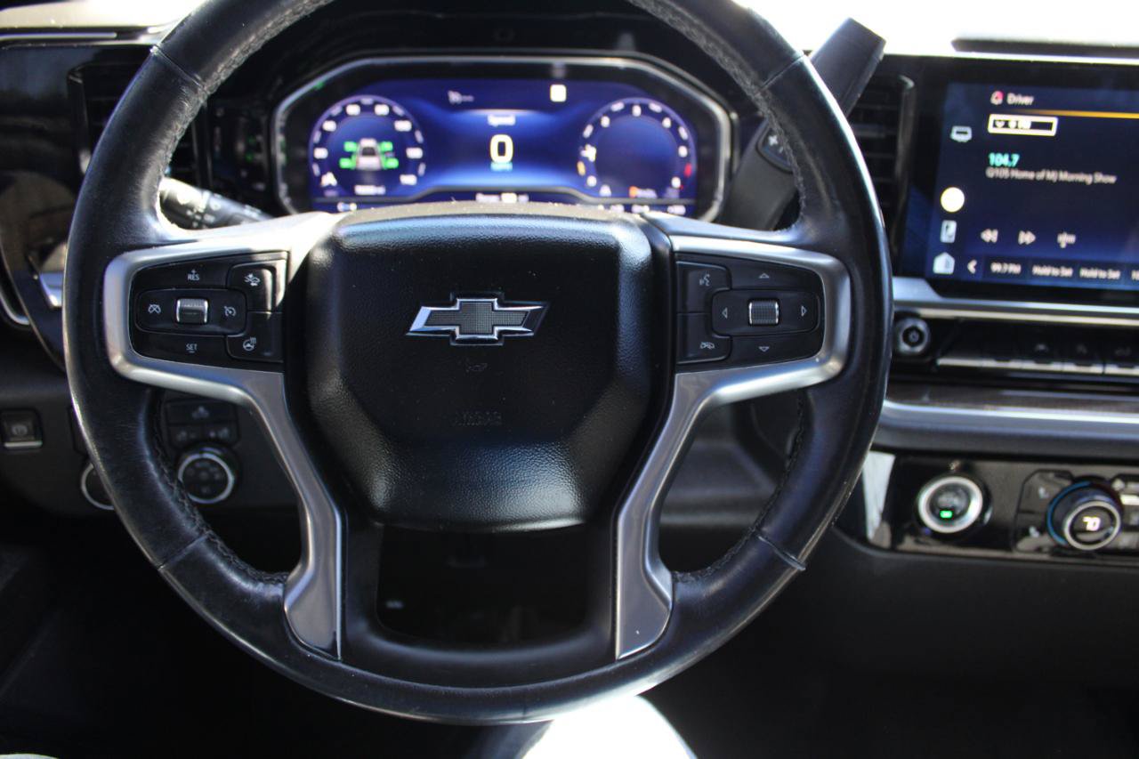 Used 2022 Chevrolet Silverado 1500 RST RWD image 27