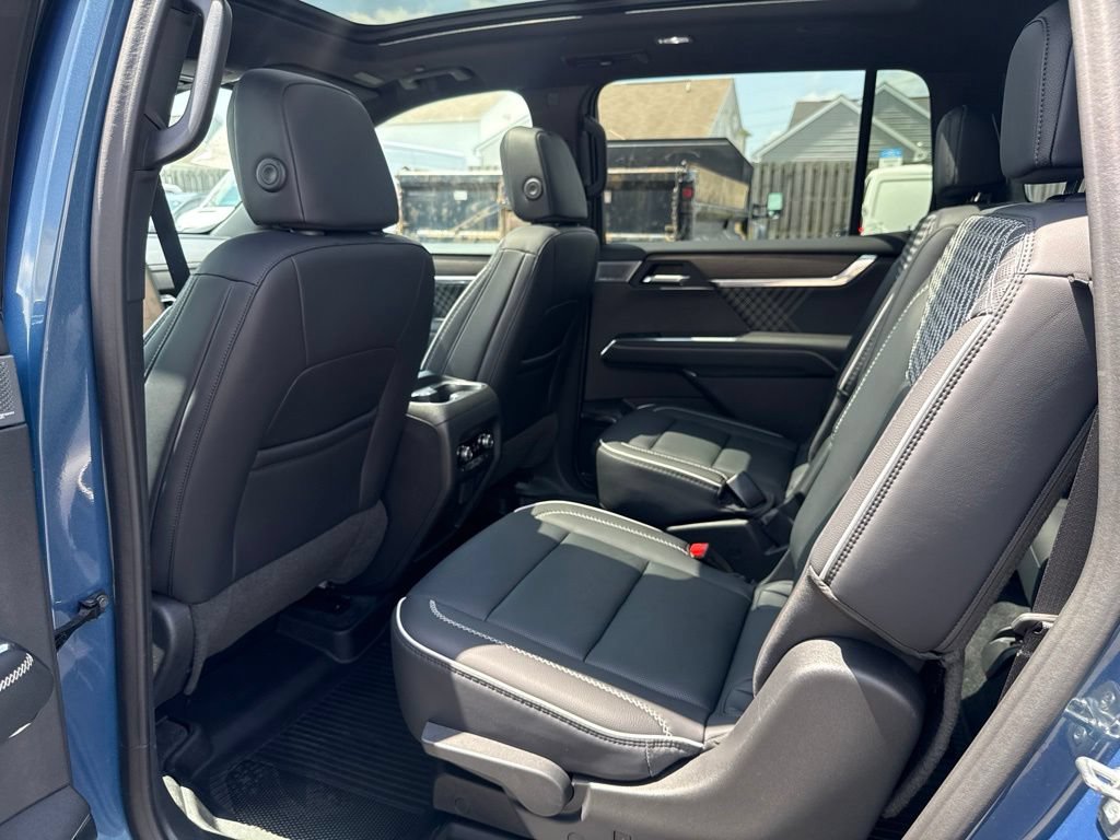 Used 2024 GMC Acadia Denali w/ Super Cruise Package AWD/4WD image 56