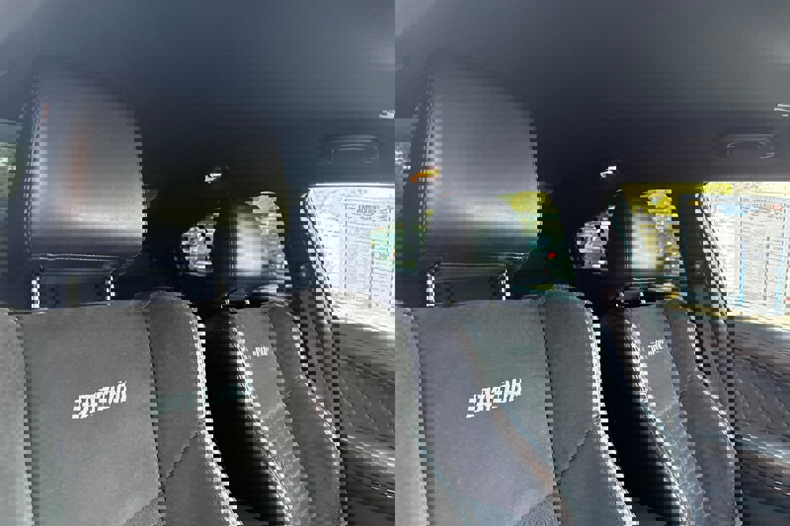 Used 2022 Dodge Charger Scat Pack w/ Daytona Edition Group image 17