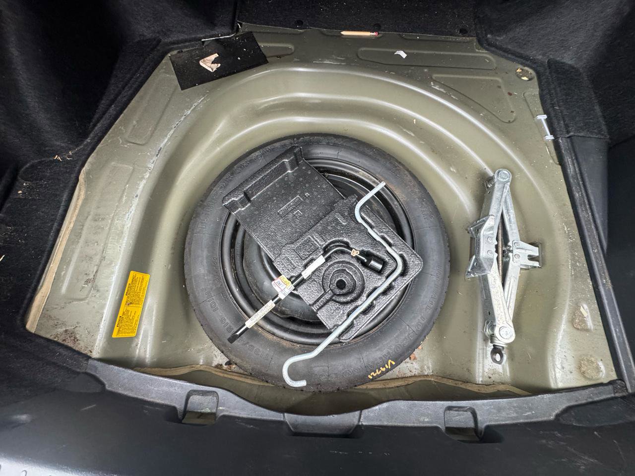 Used 2010 Toyota Corolla LE image 23