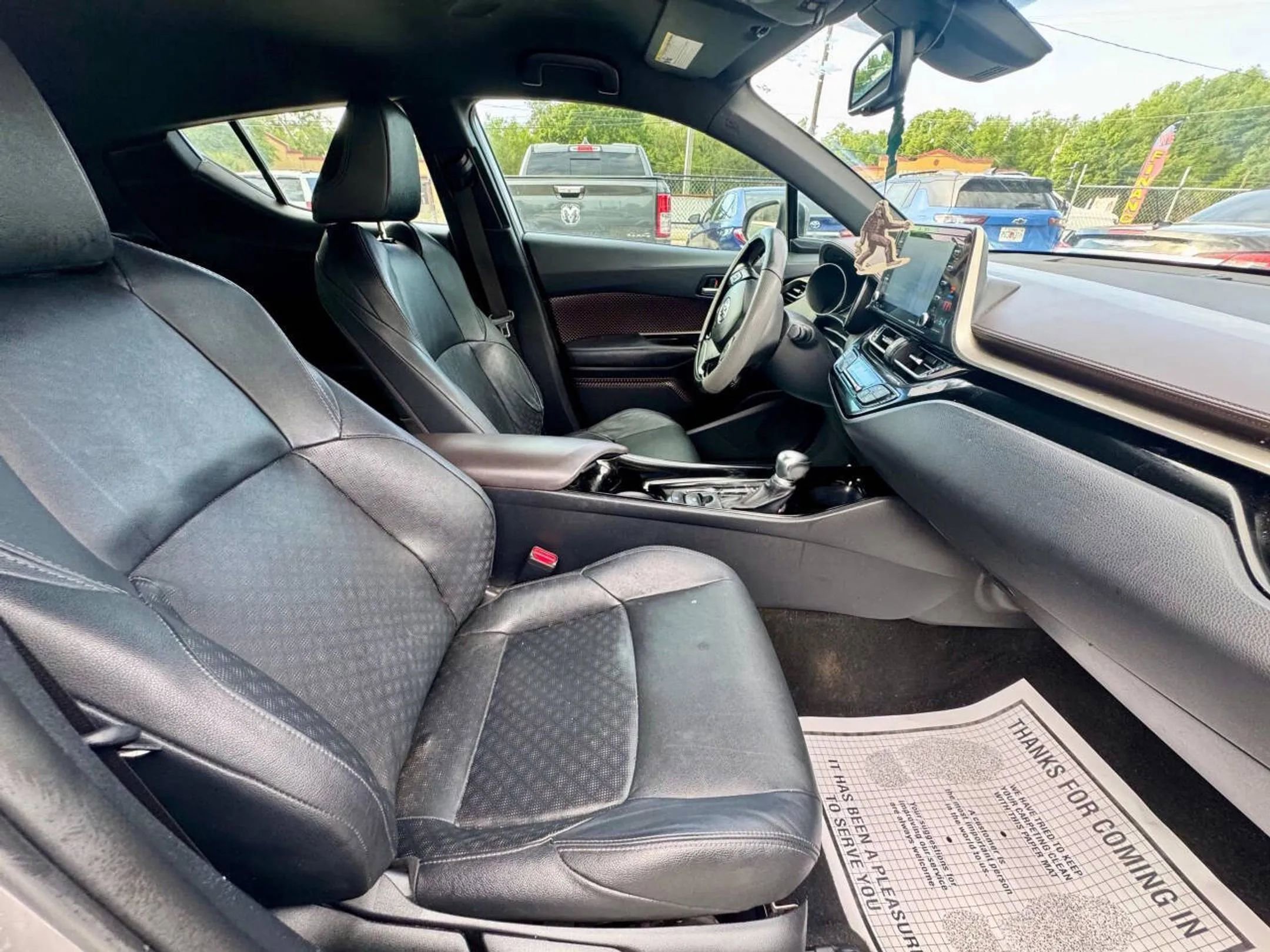 Used 2019 Toyota C-HR Limited FWD image 15