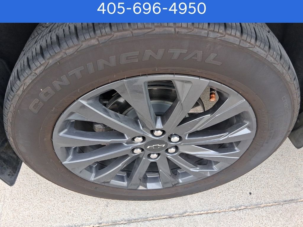 Used 2023 Chevrolet Traverse RS image 24