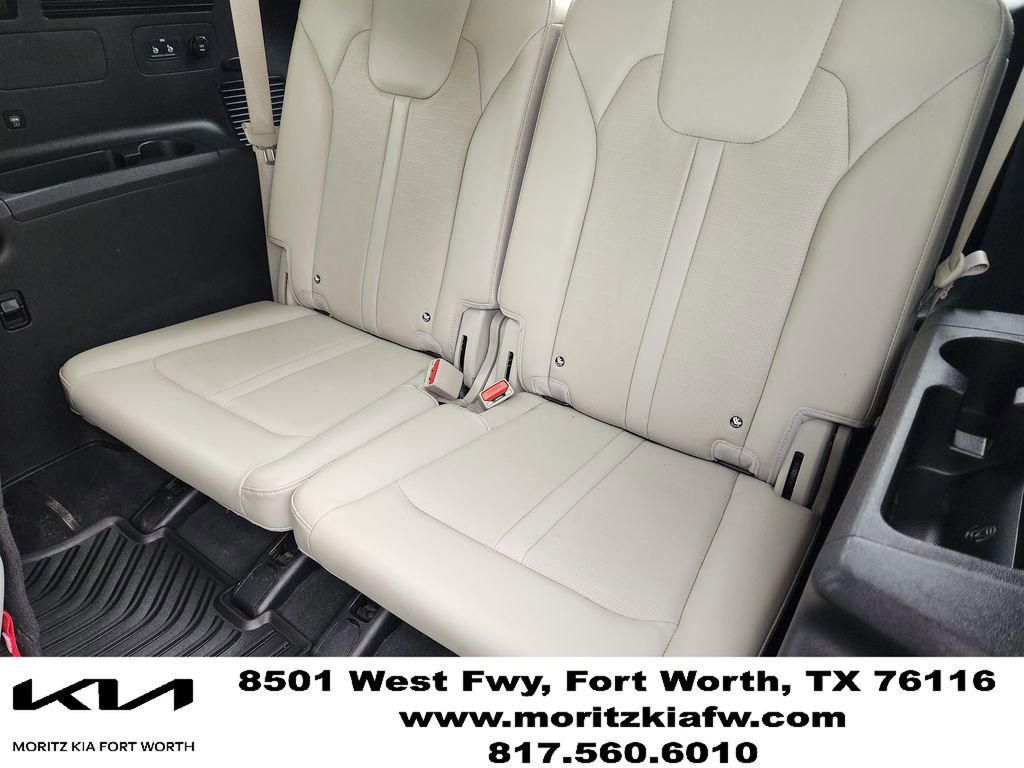 Certified 2025 Kia Sorento S FWD image 29