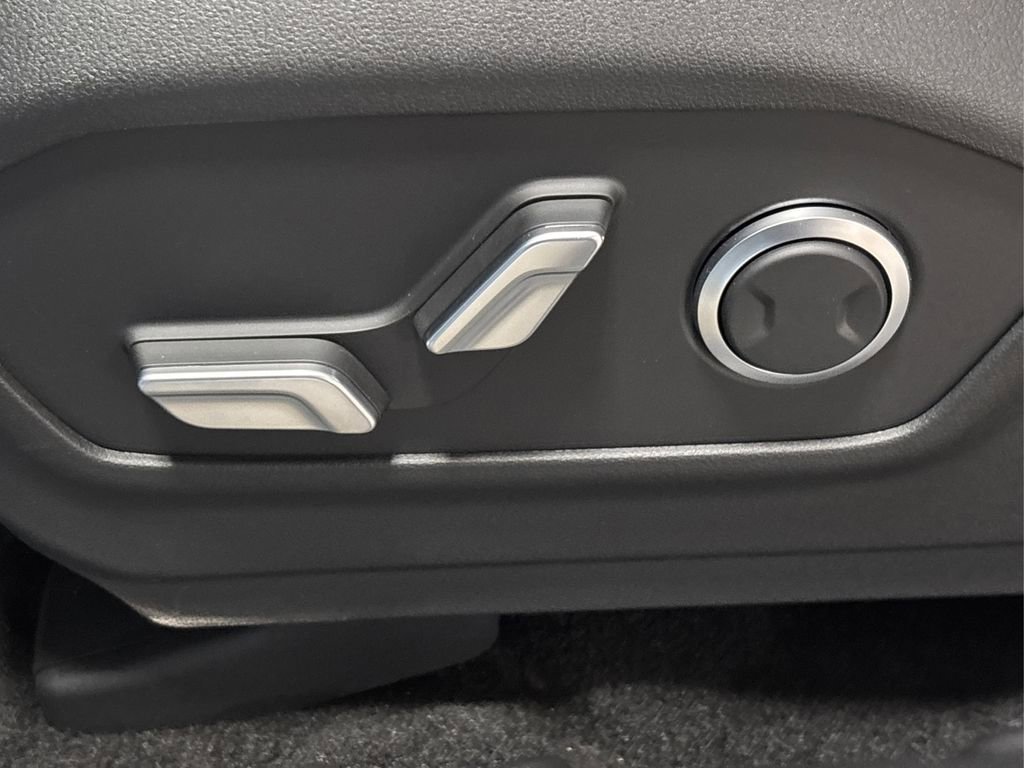 New 2026 Hyundai Santa Fe SEL image 28