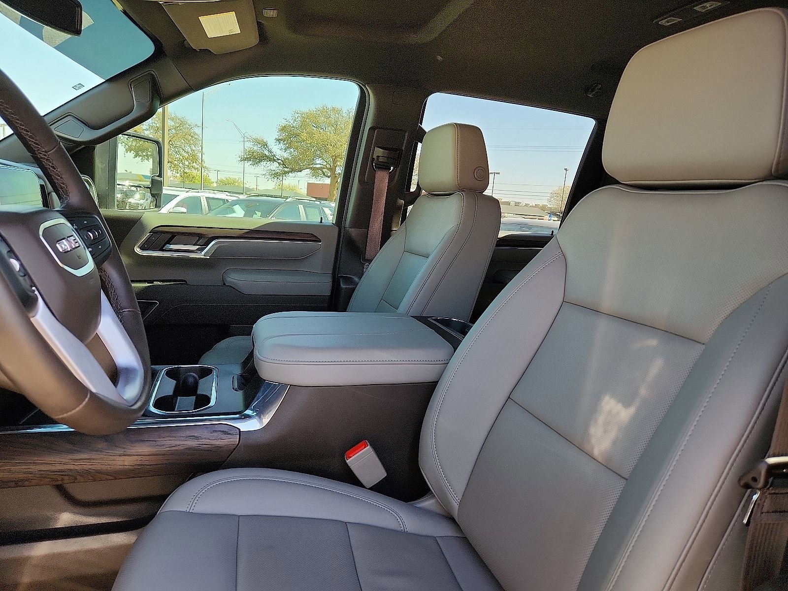 Used 2025 GMC Sierra 2500 SLT w/ Texas SLT Premium Package image 14