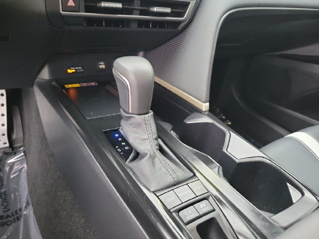 Used 2026 Toyota Camry SE FWD image 20