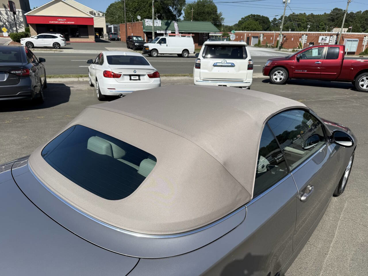 Used 2009 BMW 128i Convertible RWD image 24