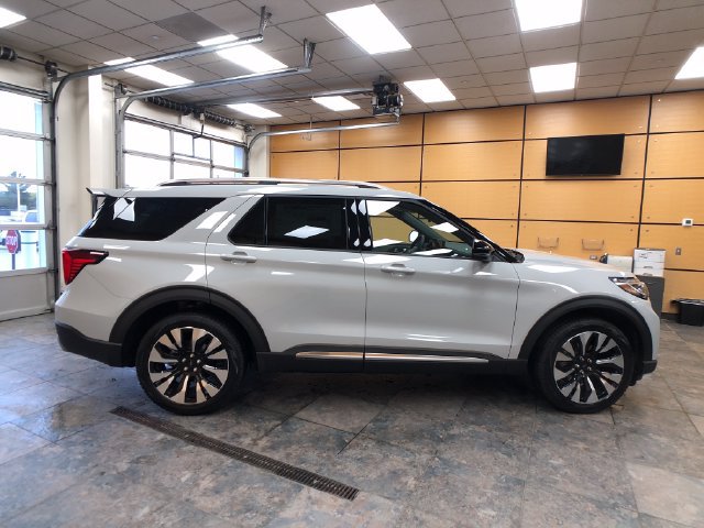 New 2027 Ford Explorer Platinum w/ LUX Leather Package AWD/4WD image 8