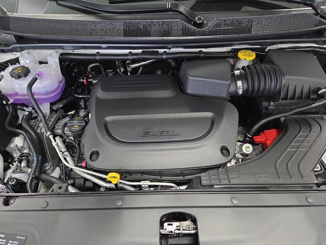 New 2026 Chrysler Pacifica Select image 39