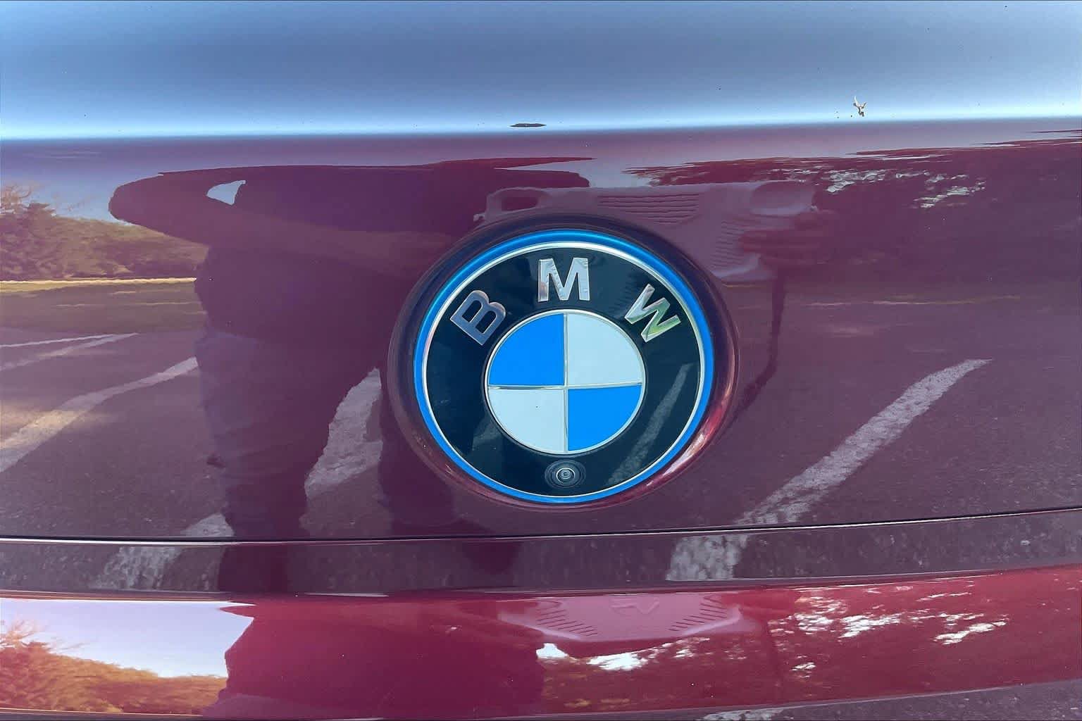 Used 2023 BMW i7 xDrive60 AWD/4WD image 32