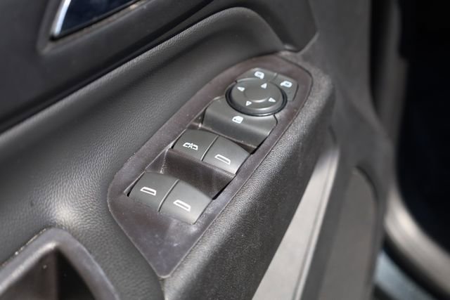 Used 2020 Chevrolet Equinox LT image 18