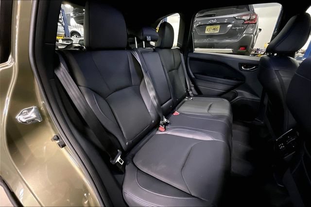 Used 2025 Subaru Forester Limited AWD/4WD image 27