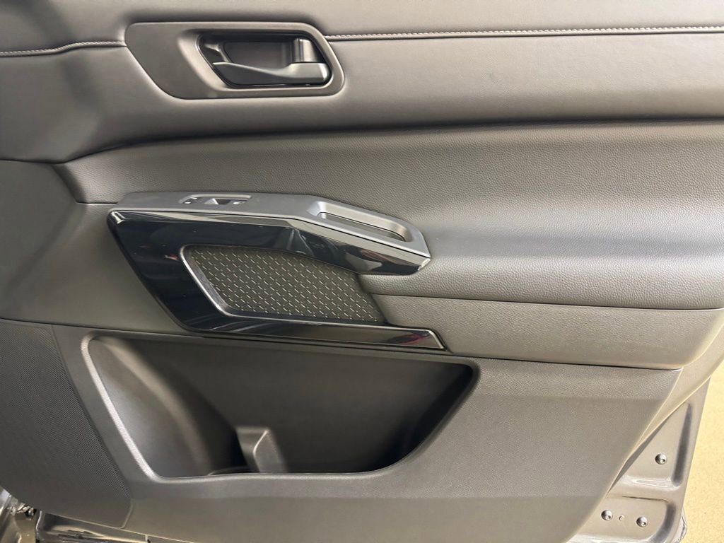 New 2026 Nissan Pathfinder SV image 27