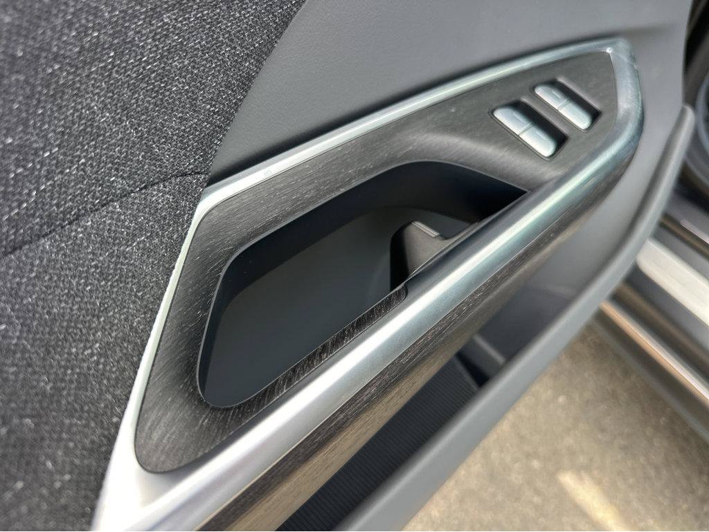 Used 2024 Lucid Air Pure RWD image 32