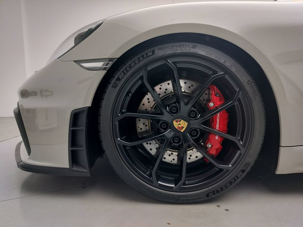 Used 2023 Porsche 718 Boxster Spyder RWD image 26