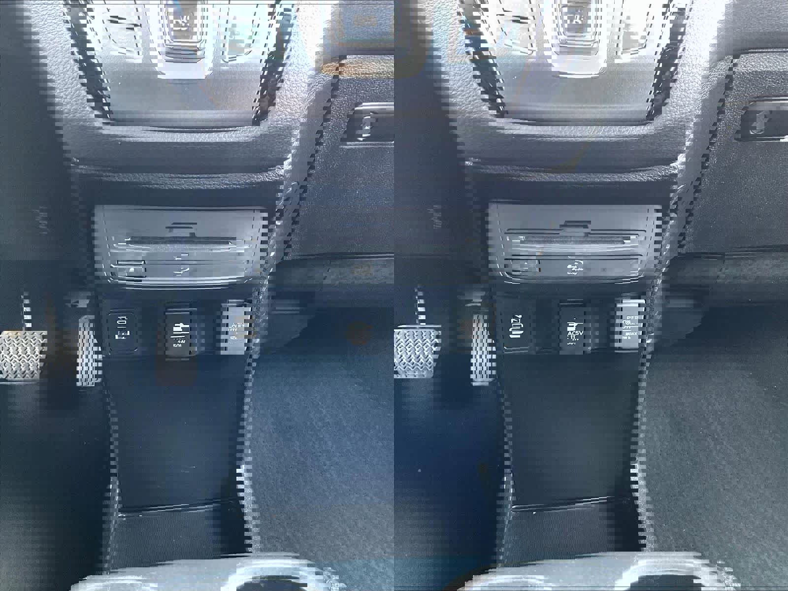 Used 2023 Honda Odyssey Elite image 37