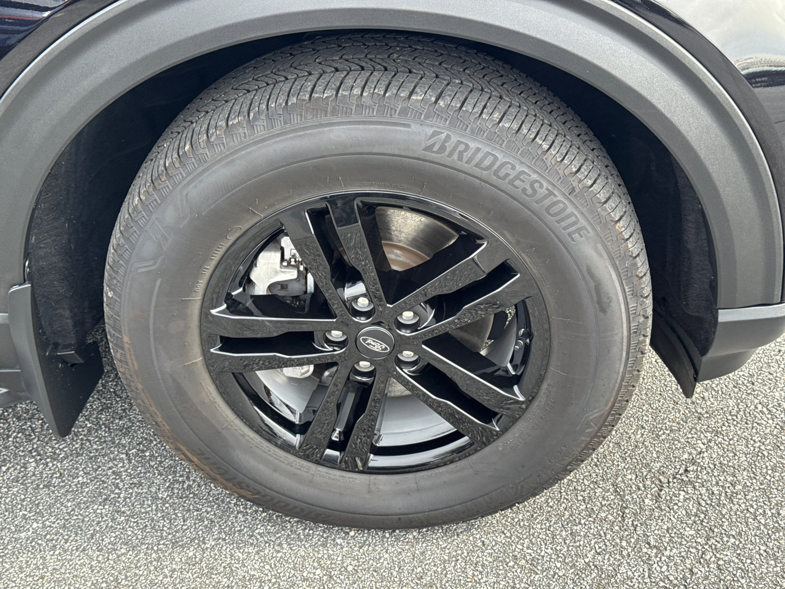 Used 2022 Ford Explorer XLT w/ Equipment Group 202A image 12