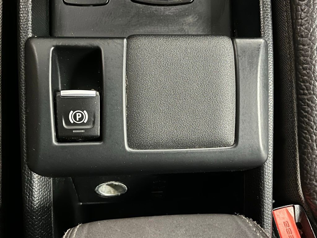 Used 2014 BMW i3 w/ Range Extender image 10