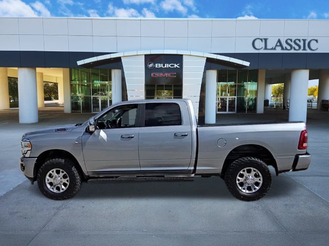 Used 2024 RAM 2500 Laramie AWD/4WD image 5