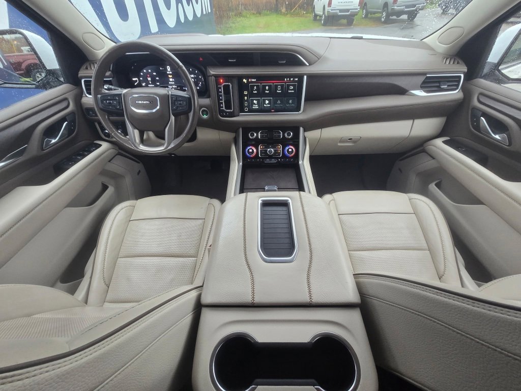Used 2022 GMC Yukon XL Denali image 10