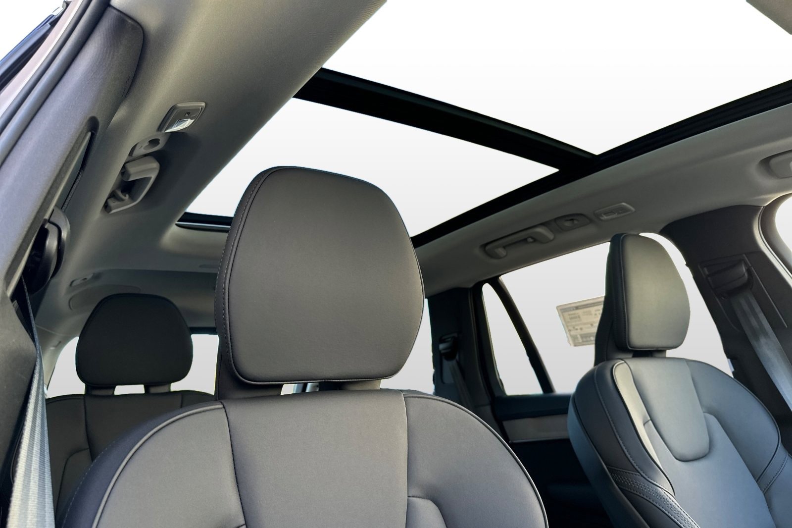 New 2026 Volvo XC90 B6 Plus image 20