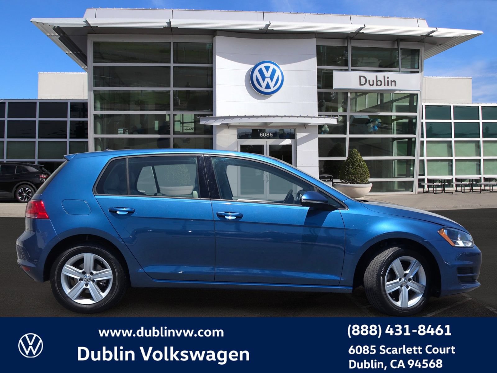 Used 2017 Volkswagen Golf SEL FWD image 3